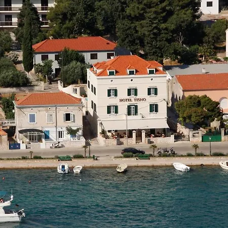 Family 3219a Guest house Tisno
